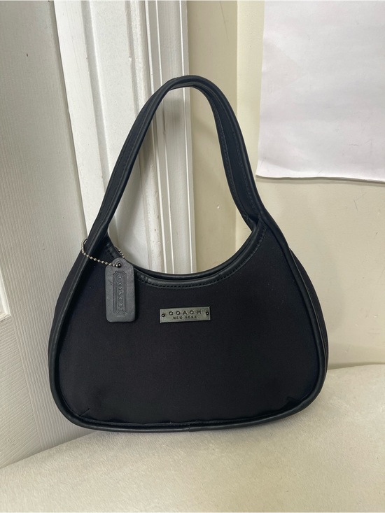 Coach Handbags - Coach Vintage Ergo Mini Neo shoulder bag